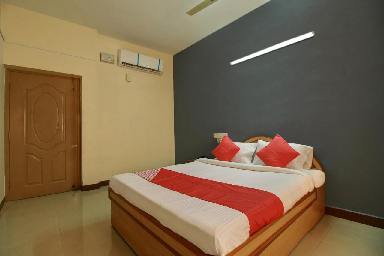 Oyo Flagship 16345 Pkn Residency Hotel Maduráj Kültér fotó