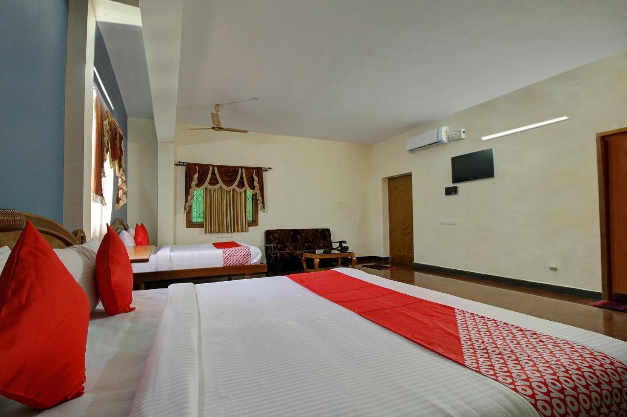Oyo Flagship 16345 Pkn Residency Hotel Maduráj Kültér fotó