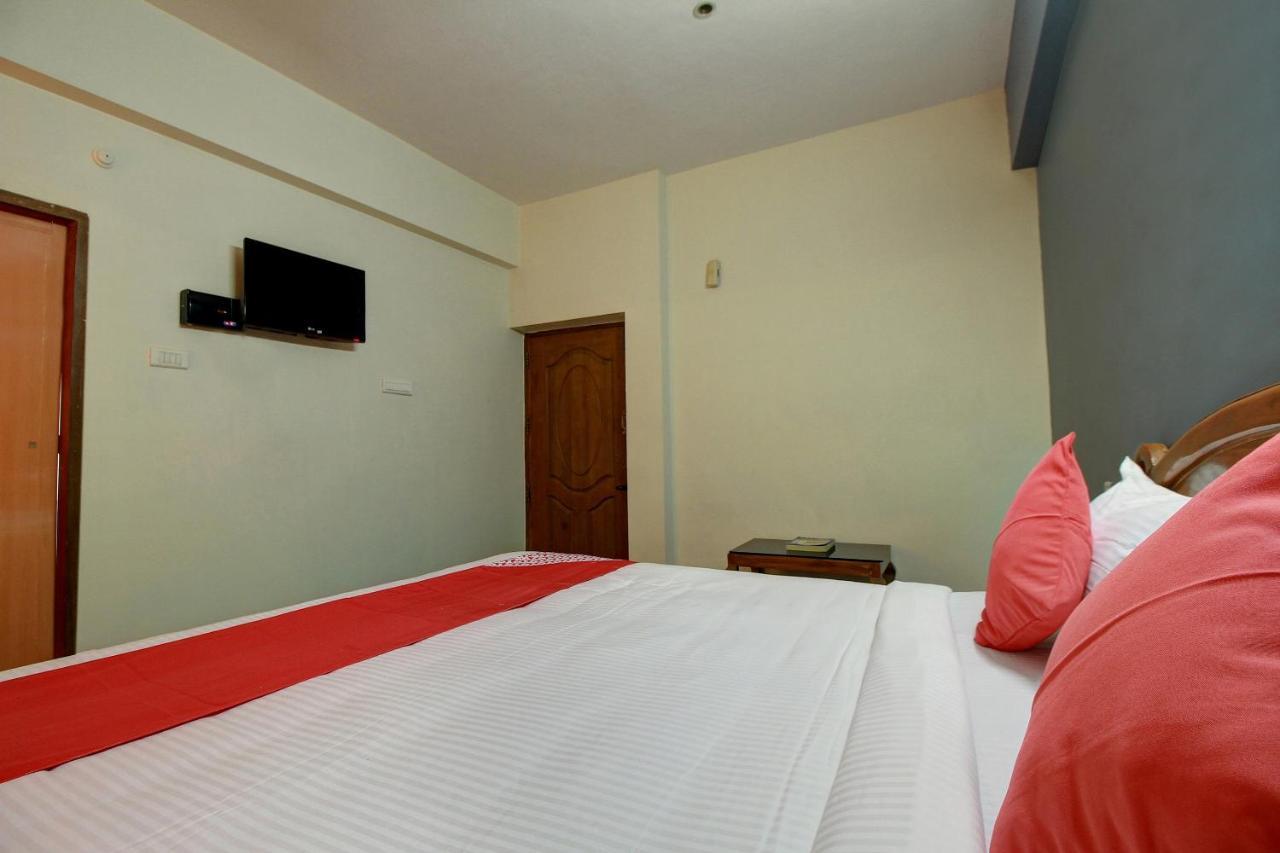 Oyo Flagship 16345 Pkn Residency Hotel Maduráj Kültér fotó